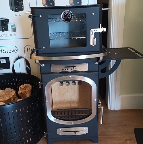 Charlton and Jenrick Go Eco Adventurer 5 Multi-Fuel Stove with Oven and hearth