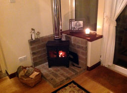 Villager Esprit 8 Duo and Villager Esprit 8 Solo with log store stove installation