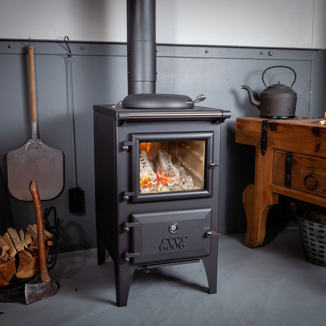 Esse stoves, cast iron stoves made in the UK